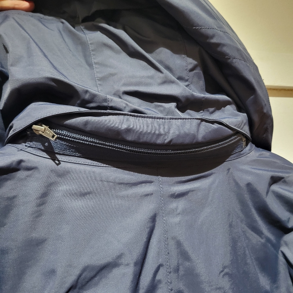 L.L. BEAN Rugged Ridge Parka - Picture 13 of 13